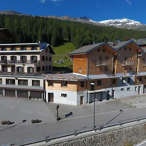 Apartahotel Hotel Meuble Adler - Rooms & Mountain Apartments, Santa Caterina Valfurva