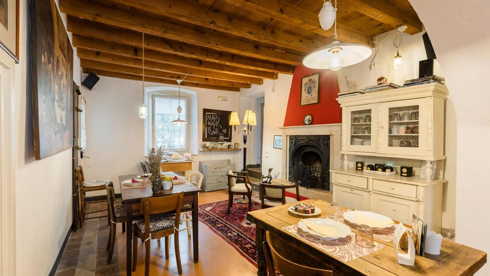 فندق مبيت وإفطار مونزامبانو B&B Corte Del Mincio