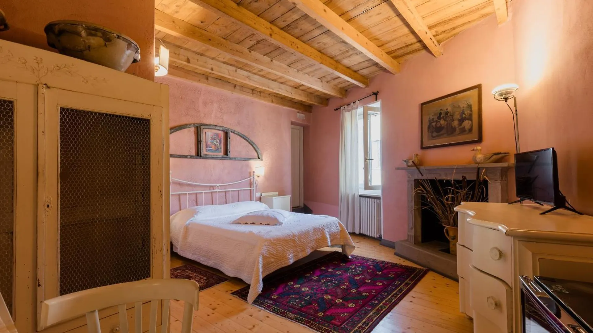 فندق مبيت وإفطار مونزامبانو B&B Corte Del Mincio إيطاليا