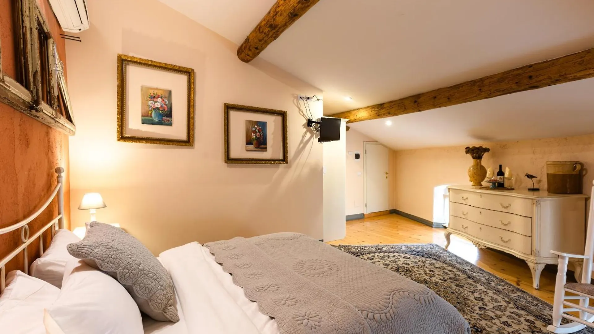مونزامبانو B&B Corte Del Mincio 0*,  إيطاليا